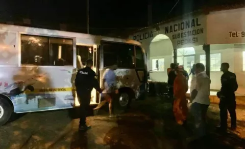 Panameños y extranjeros disfrutaban de la playa en plena cuarentena