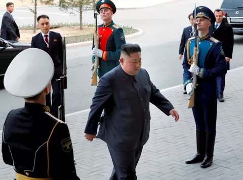 El jefe de la inteligencia de Taiwán afirma que Kim Jong-un está "enfermo"