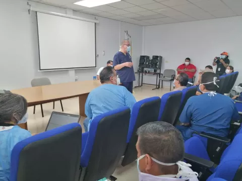 Director de la Caja de Seguro Social inspecciona el hospital de Soná