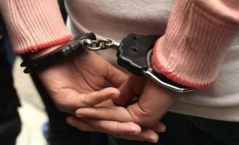 Ciudadana colombiana seguirá detenida por supuesto secuestro de menor de 8 años