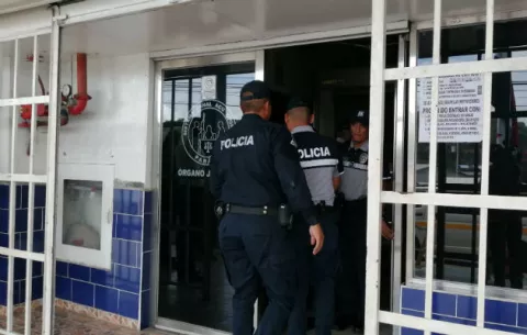 Notificación mensual para medio centenar de retenidos de La Pesa que cerraron vía 