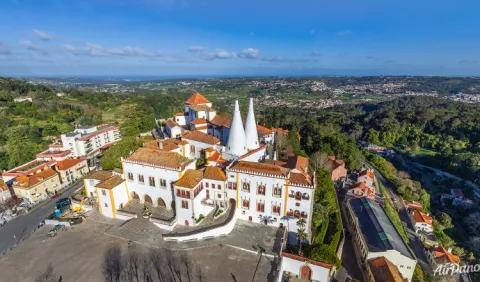Agenda virtual: cine, arte y turismo 