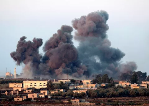 Un bombardeo mata a seis soldados de Hafter en Libia