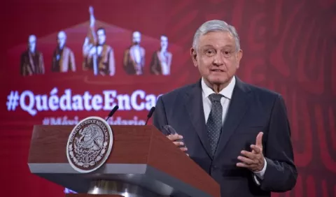 Presidente de México niega la  estatización del sector energético 
