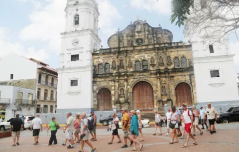 ATP y CNT alinean objetivos para desarrollar plan maestro de turismo 