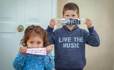Salida de los niños está condicionada a áreas cercanas a su casa y con mascarillas adecuadas a su edad