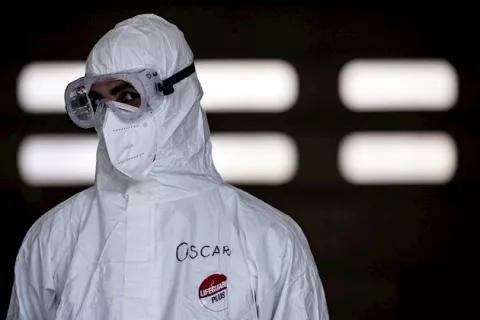 Italia sigue reduciendo contagios y Lombardía no detecta muertes por COVID