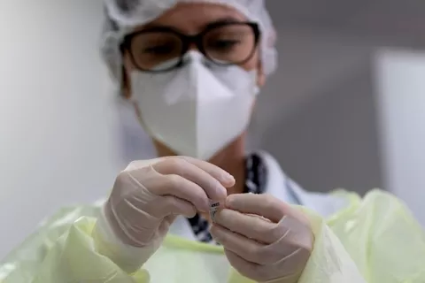 Analizan acción de un anticoagulante que podría detener la entrada de Coronavirus a las células