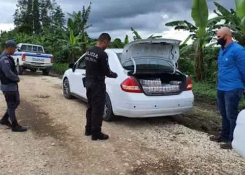 Ticos decomisan gran cantidad de licor de contrabando cerca a Río Sereno