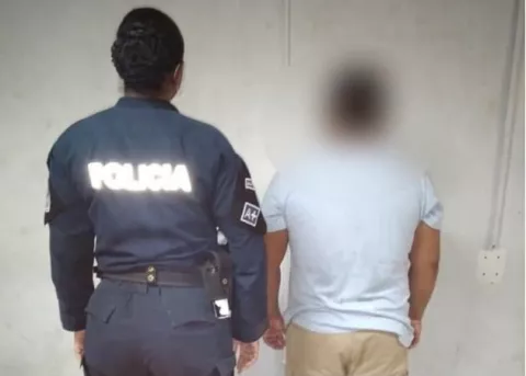 Incautan cocaína en un taxi y marihuana a un microdistribuidor en Colón