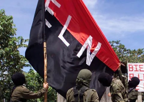 En bombardeo abaten a "Mocho-Tierra" comandante de la guerrilla ELN en Colombia