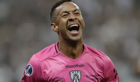 Fútbol de Ecuador donde juega Gabriel Torres sigue incierto por COVID-19