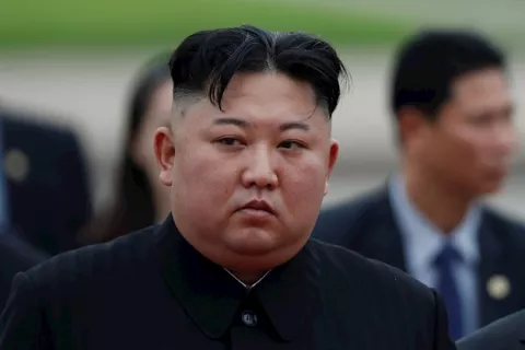 Kim Jong-un reaparece en los medios tras los rumores sobre su salud