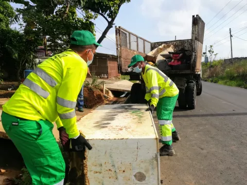 Van ocho casos de COVID-19 en la Autoridad de Aseo Urbano y Domiciliario