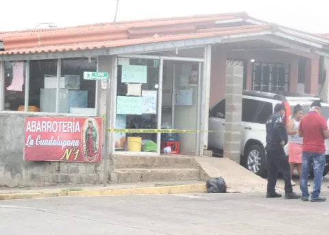Lo matan a tiros dentro de una abarrotería en Los Guayacanes de La Chorrera