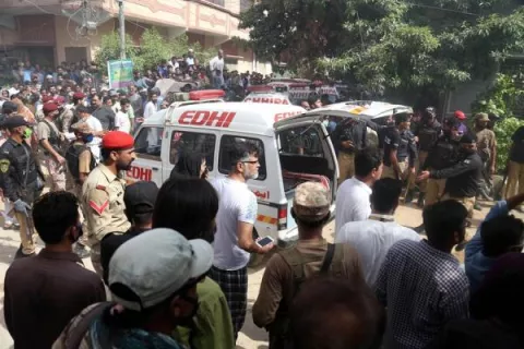 Dos personas sobrevivieron al accidente aéreo en Pakistán