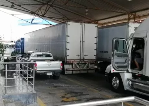 Sigue el cierre en Paso Canoas, transportistas centroamericanos se unen para sabotear a Costa Rica