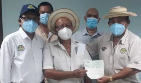 Gobierno paga $900 mil a los productores de  Los Santos