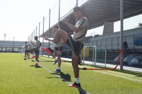 Zidane y Real Madrid van por el título