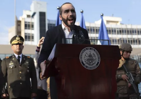 Liderazgo autoritario del presidente Nayib Bukele preocupa a salvadoreños