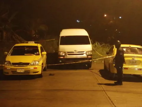 Acaban con la vida de joven taxista en Cativá