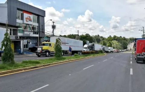 Directora de Aduanas de Panamá calificó de inhumana medida de Costa Rica sobre transporte de carga