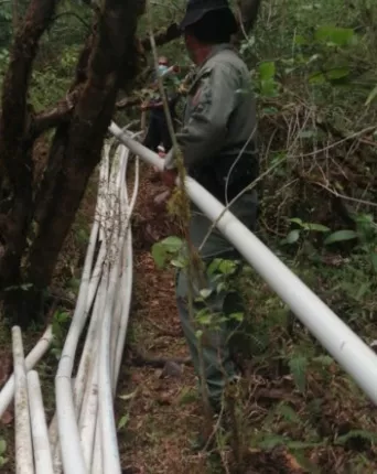 Mi Ambiente realiza investigación, tras ubicar gran cantidad tubos de PVC en el  Volcán Barú