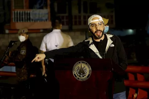 Nayib Bukele cumple un año al frente de El Salvador con emergencia y sin ceremonia
