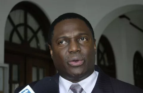 Fallece abogado Carlos Jones por causa de la COVID-19