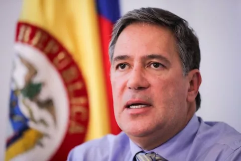 Expropiarán finca al exembajador de Colombia en Uruguay por un laboratorio de coca