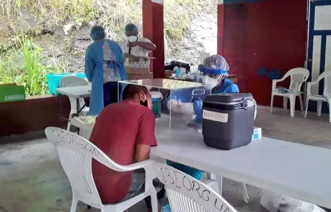 Minsa y la Caja de Seguro Social  realizan hisopados en el corregimiento de Cristóbal en Colón
