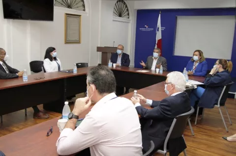 Xavier Sáez-Llorens: Propusimos disolver el Comité de Asesores Técnicos del Minsa