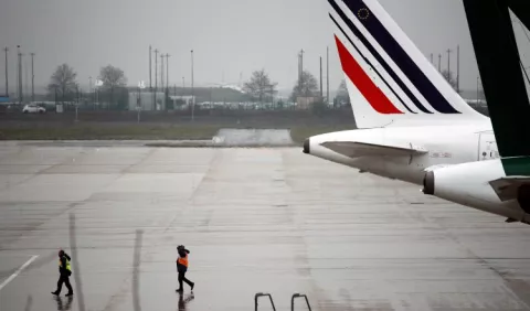 Air France prepara la supresión de miles de empleos 