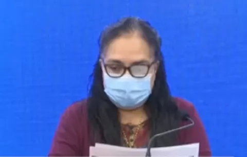 Dra. Lourdes Moreno recuerda el episodio de los lentes: 'Estaba mal y creía que no podría terminar de dar las estadísticas'