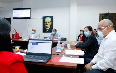 Ministra Rosario Turner destaca los esfuerzos para combatir el coronavirus en Panamá