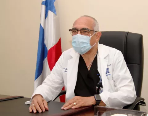 Director del Santo Tomás aclara incidente con paciente que murió por COVID-19;  y que originó amenazas