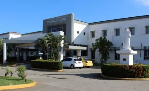 Sala de radiología  hospital Cecilio A. Castillero de Chitré. permanecerá cerrada una semana más