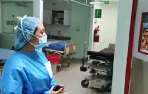 Cifra de pacientes hospitalizados por COVID-19 va en aumento;  autoridades del Minsa y la CSS analizan alternativas