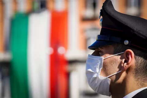 Italia registra 55 fallecidos y 318 nuevos contagios de COVID-19 en 24 horas