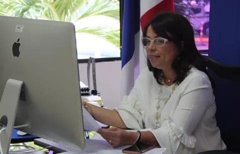 Meduca advierte que tabletas que se entreguen a los estudiantes deben ser devueltas al ministerio