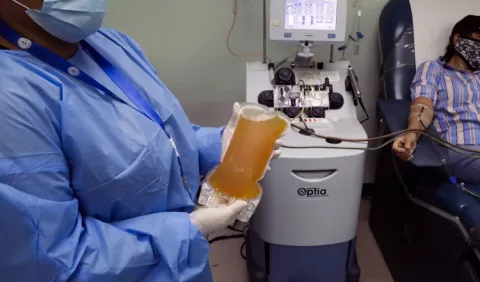 Minsa y CSS incorporan intervenciones terapéuticas  del uso de plasma convaleciente de COVID-19  en pacientes  graves
