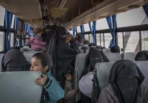 Peligra la salud mental y física de los niños de ISIS atrapados en Siria