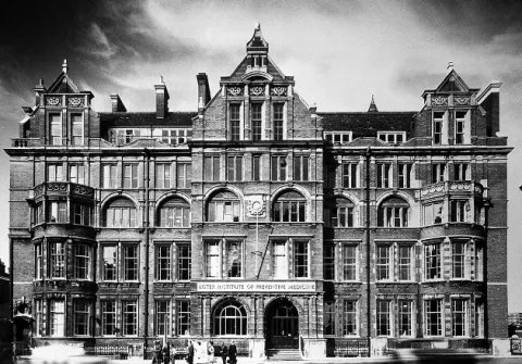 Una Biblioteca viviente llena de bacterias