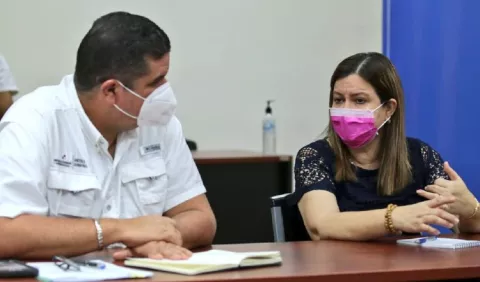 Ministerio de Salud defiende compra directa de software