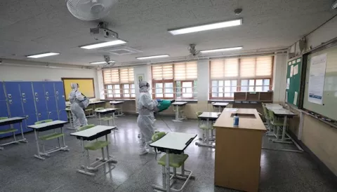 Seúl mantendrá el distanciamiento endurecido ante los continuos brotes