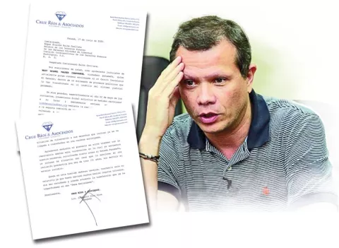 West Valdés  ha sido transformado en  'caudillo de la justicia panameña'