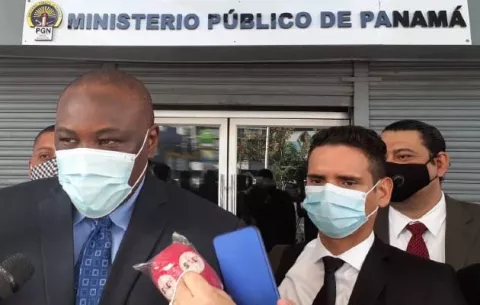 Defensa de 'alias Marshall' denuncia a fiscales y jueces de garantías