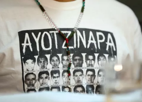Autoridades identifican restos de uno de los 43 desaparecidos de Ayotzinapa