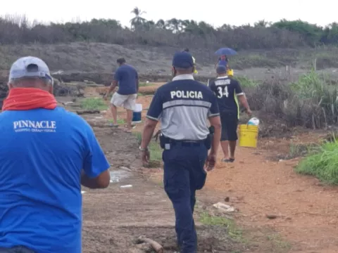 Autoridades atienden las denuncias por las fiestas y un 'parking' en las playas de Azuero