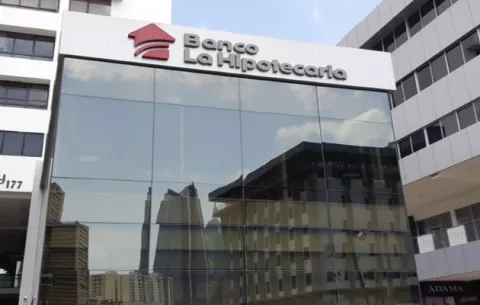 Banco La Hipotecaria, S.A. recibe financiamiento de responsAbility Investments AG